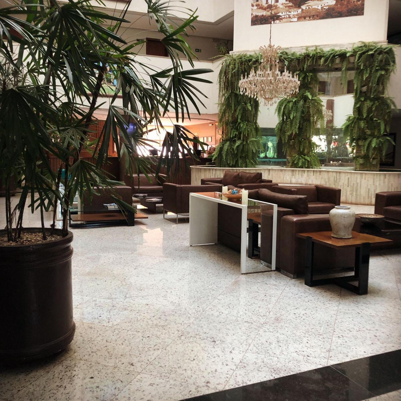 Paracatu Plaza Hotel Bagian luar foto